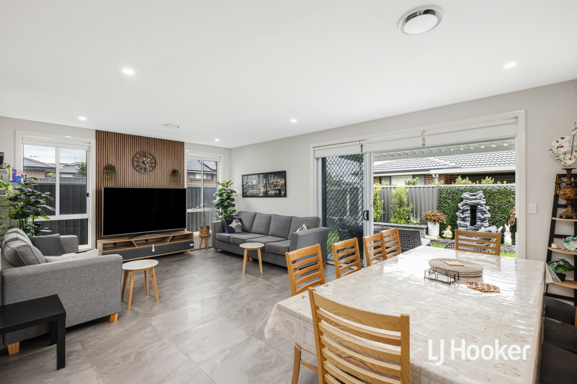 12 Vaucluse Street (Tallawong), Schofields, Schofields - Thumbnail 2