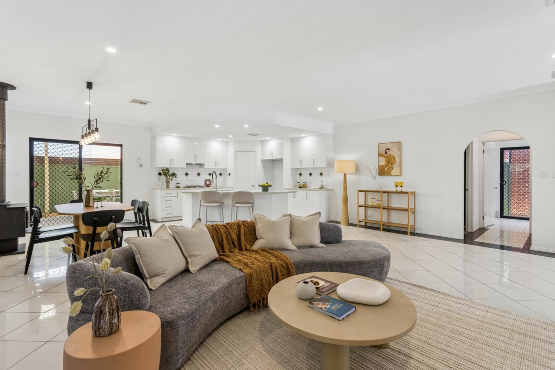 7 Isla Circuit, Mawson Lakes, Mawson Lakes - Thumbnail 5