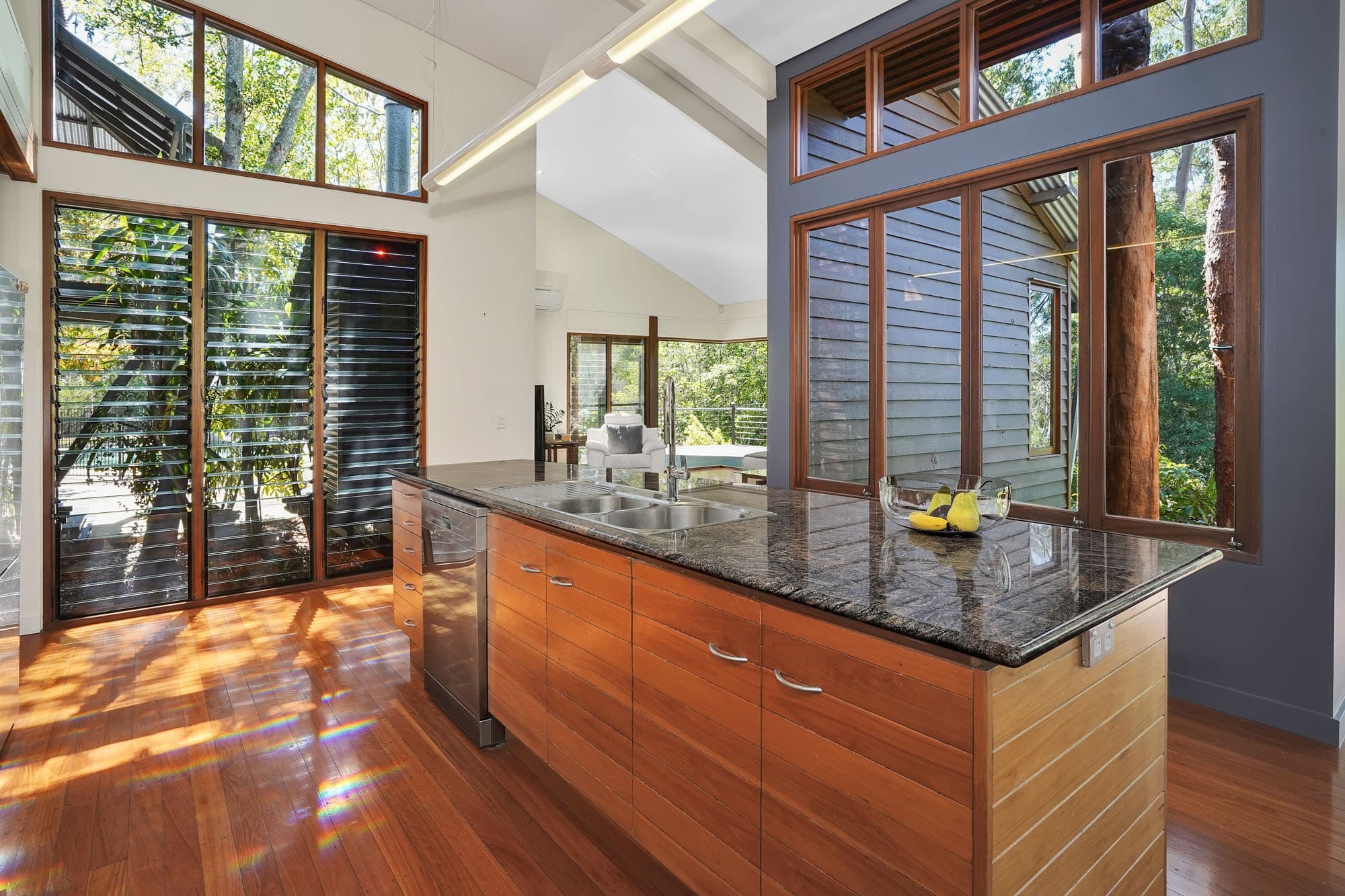 83 Gold Creek Road, Brookfield, Brookfield - Thumbnail 4