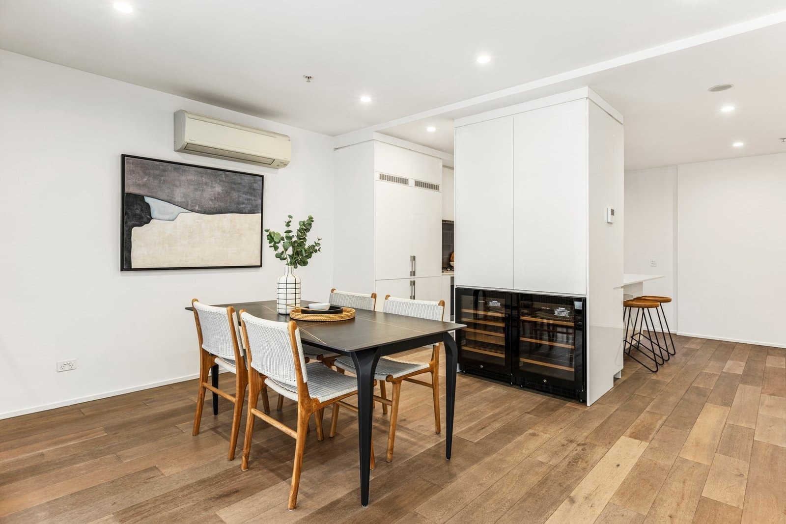 103/80 Lynch Street, Hawthorn - Thumbnail 2