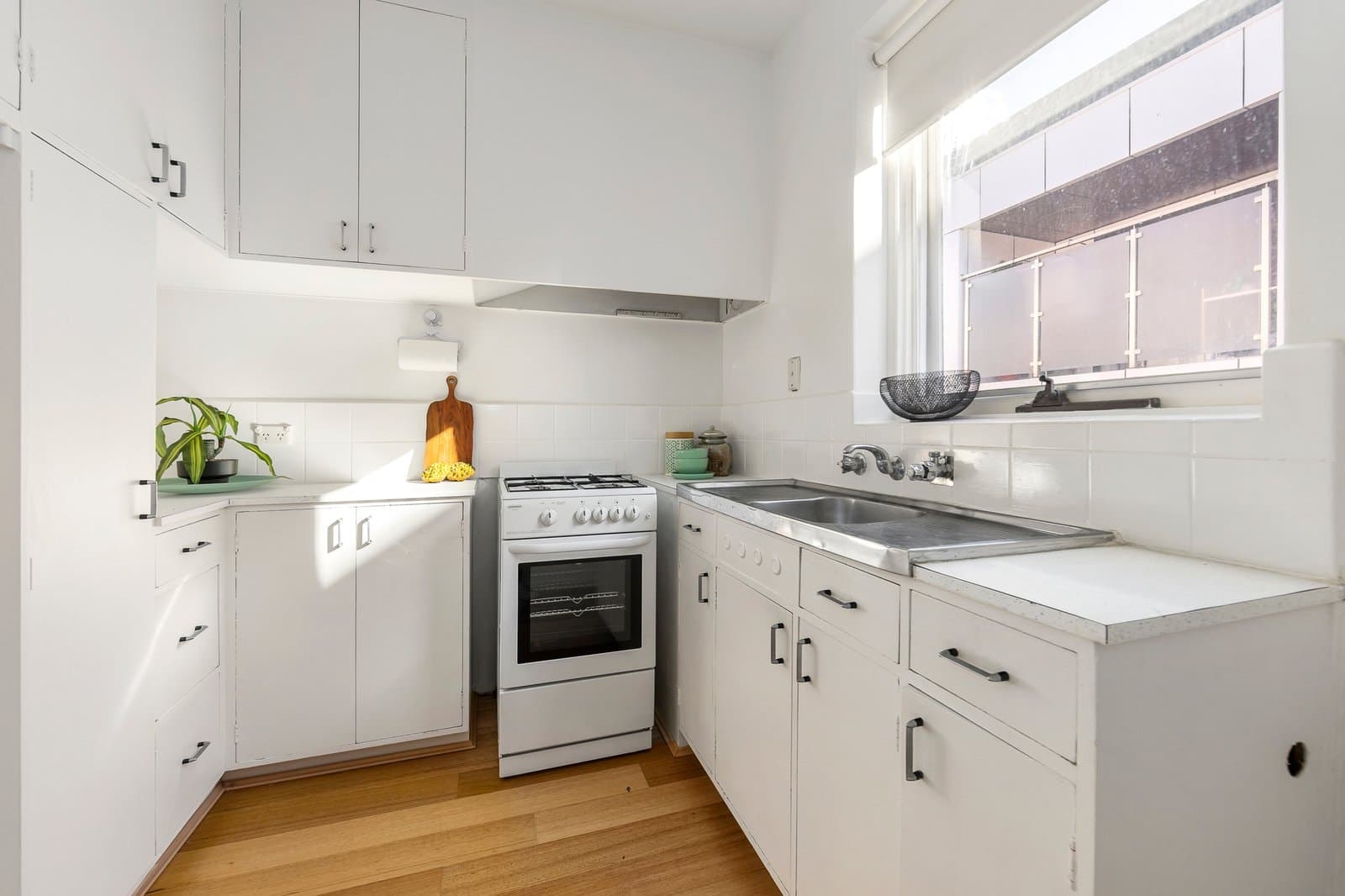 8/563 Glenferrie Road, Hawthorn - Thumbnail 3