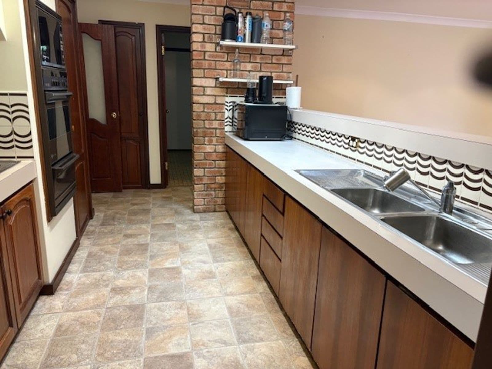 43 Spigl Way, Bateman WA 6150, Bateman - Thumbnail 3