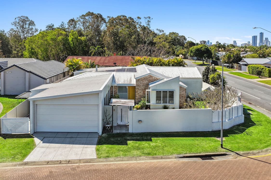 1 Vaucluse Place, Robina, QLD 4226, Robina - Thumbnail 3