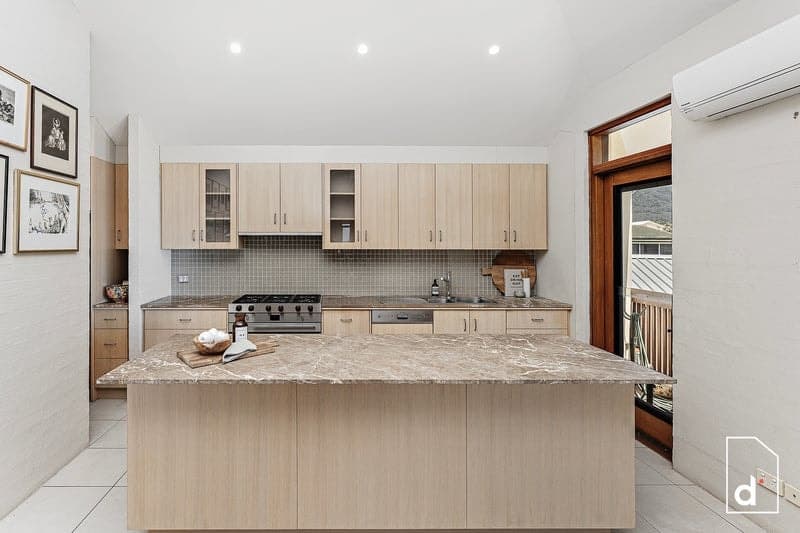 24 Point Street, Bulli, NSW 2516, Bulli - Thumbnail 8