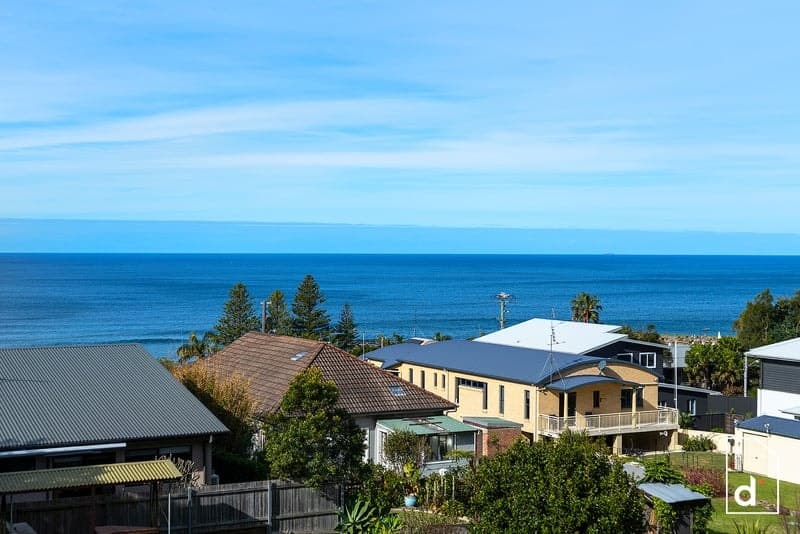21 Broadridge Street, Wombarra, NSW 2515, Wombarra - Thumbnail 2