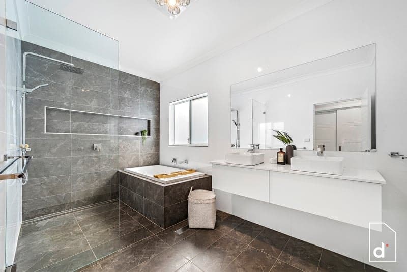 16 Willcath Street, Bulli, NSW 2516, Bulli - Thumbnail 8