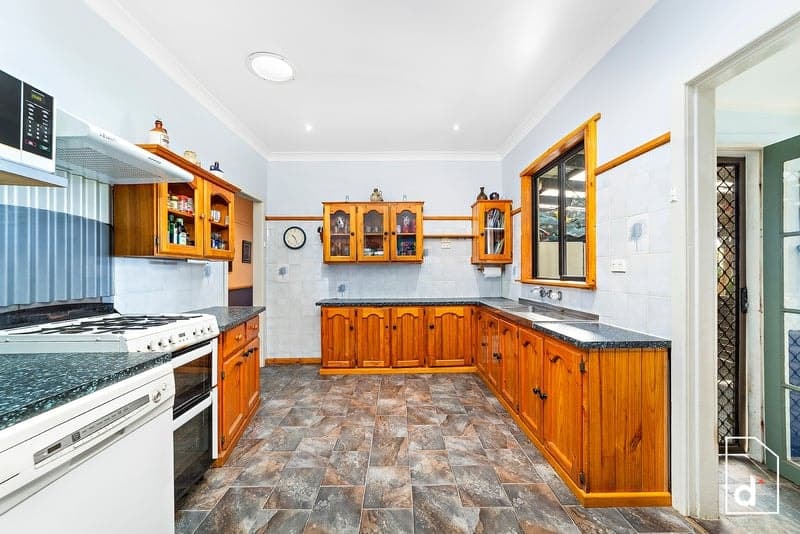 143 Princes Highway, Bulli, NSW 2516, Bulli - Thumbnail 3