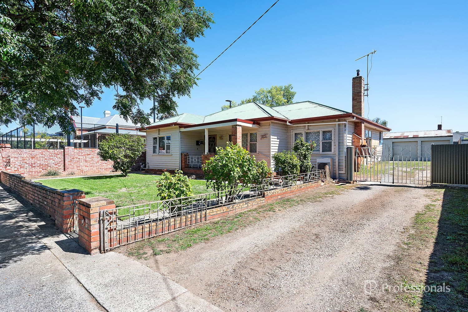 43 Burns Street, Maryborough VIC 3465, Maryborough - Image 1