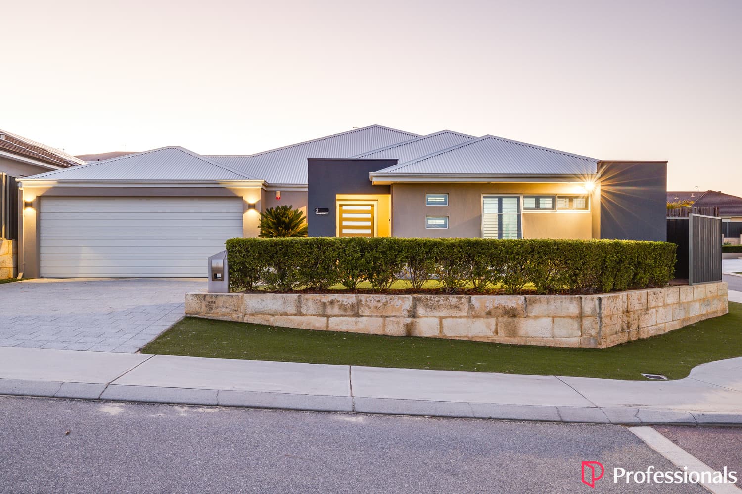 2 Perugino Avenue, Landsdale WA 6065, Landsdale - Image 1