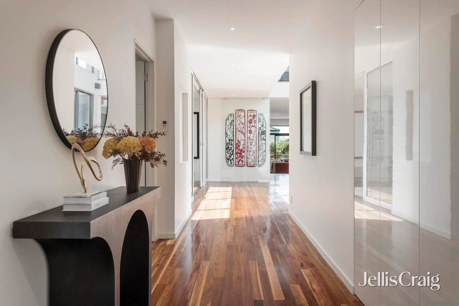 10 Viewhill Road, Balwyn North, Balwyn North - Thumbnail 3