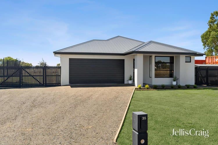 35 Albert Street, Clunes, Clunes - Image 1