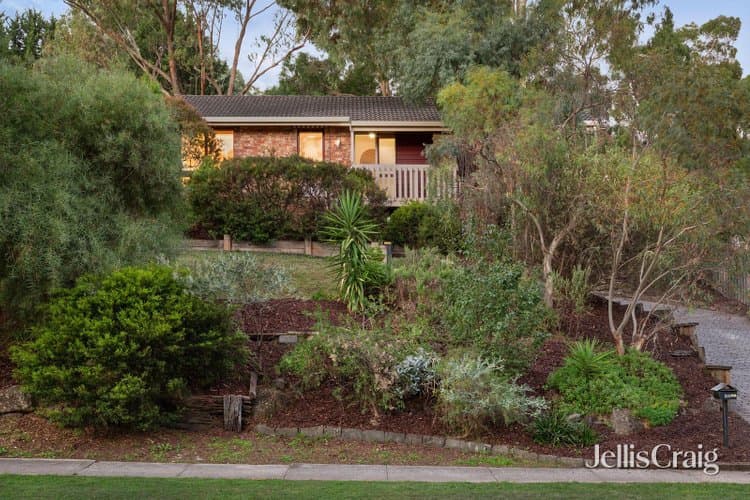 28 Everleigh Drive, Diamond Creek, Diamond Creek - Image 1