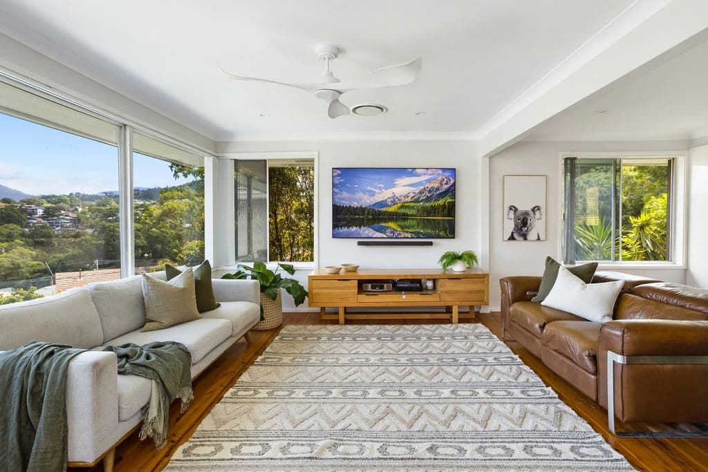 4 Yuruga Avenue, West Wollongong - Thumbnail 3