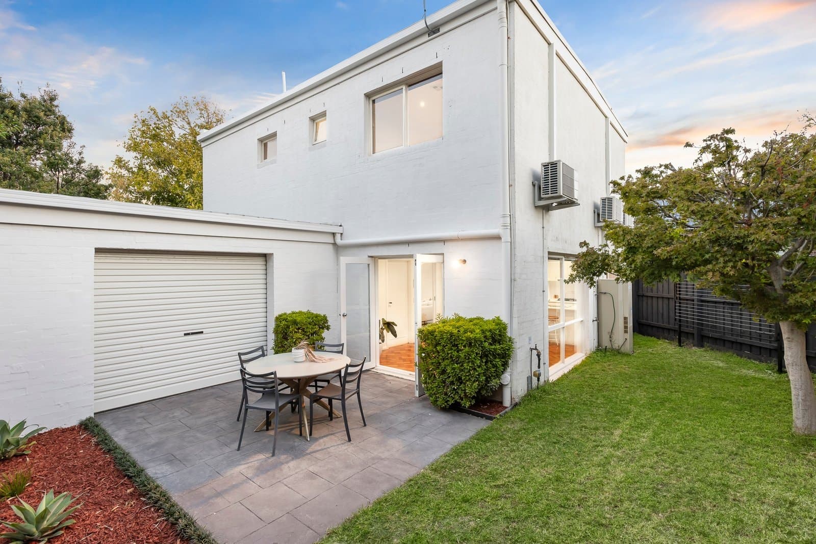 7 Carrington Grove, Brighton East - Thumbnail 2