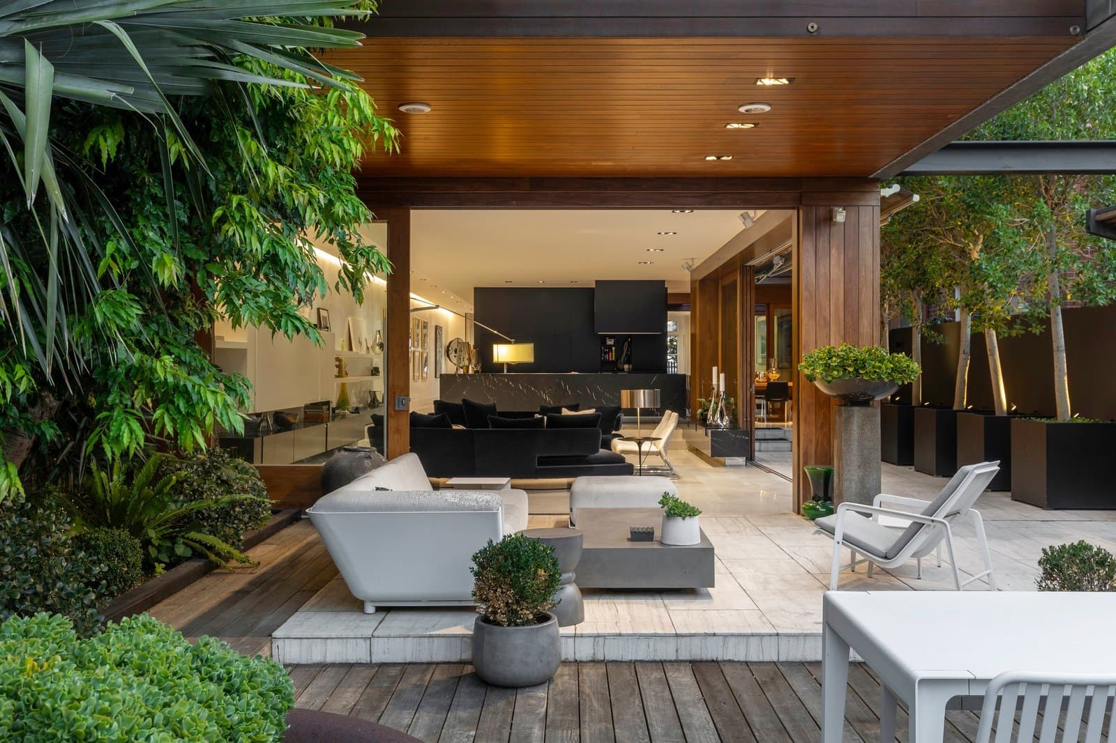 245 Beaconsfield Parade, Middle Park - Thumbnail 4