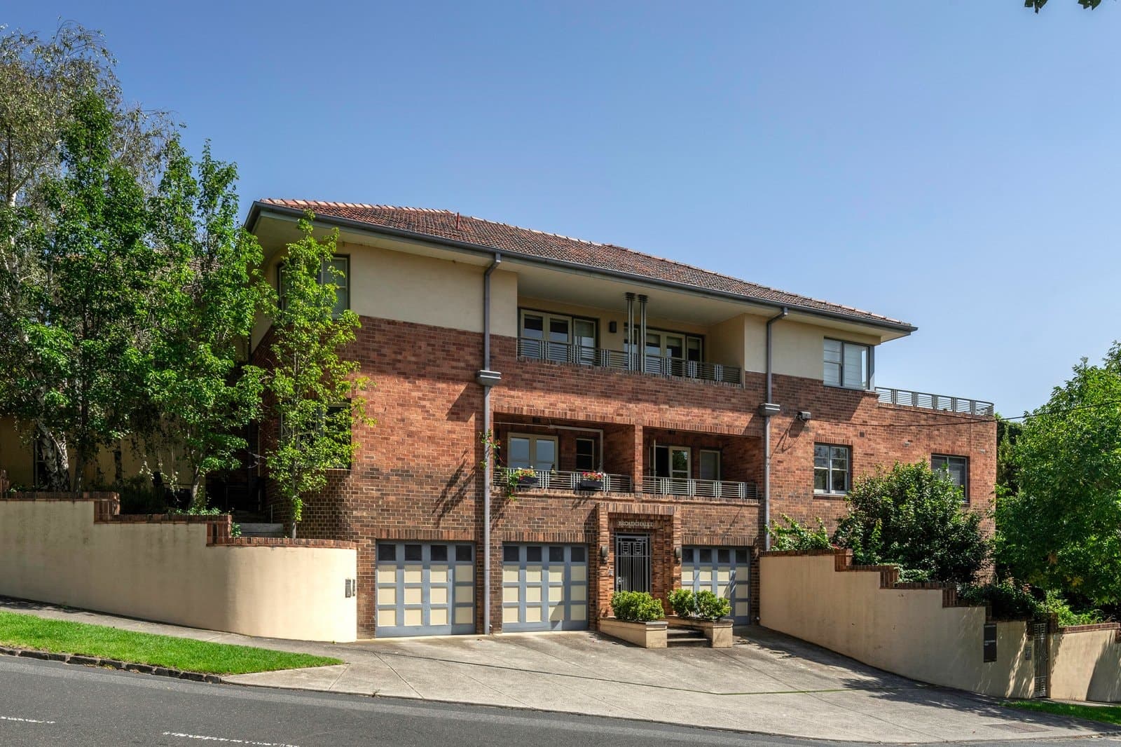 109 Caroline Street, South Yarra - Image 1