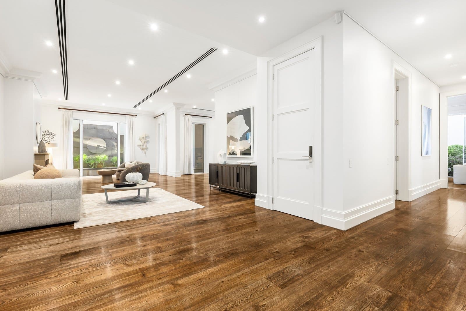 2/82 Mathoura Road, Toorak - Thumbnail 3