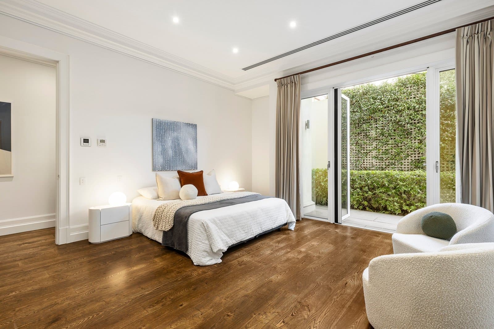 2/82 Mathoura Road, Toorak - Thumbnail 8
