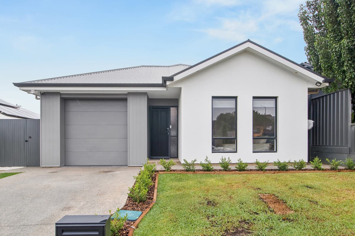 7 Skipton Crescent, Mount Barker SA 5251, Mount Barker - Thumbnail 2
