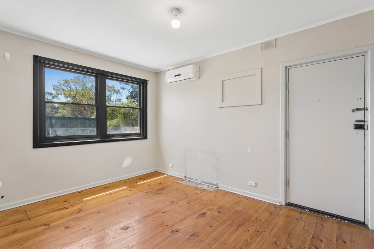 33 McCabe Avenue, Parafield Gardens SA 5107, Parafield Gardens - Thumbnail 5
