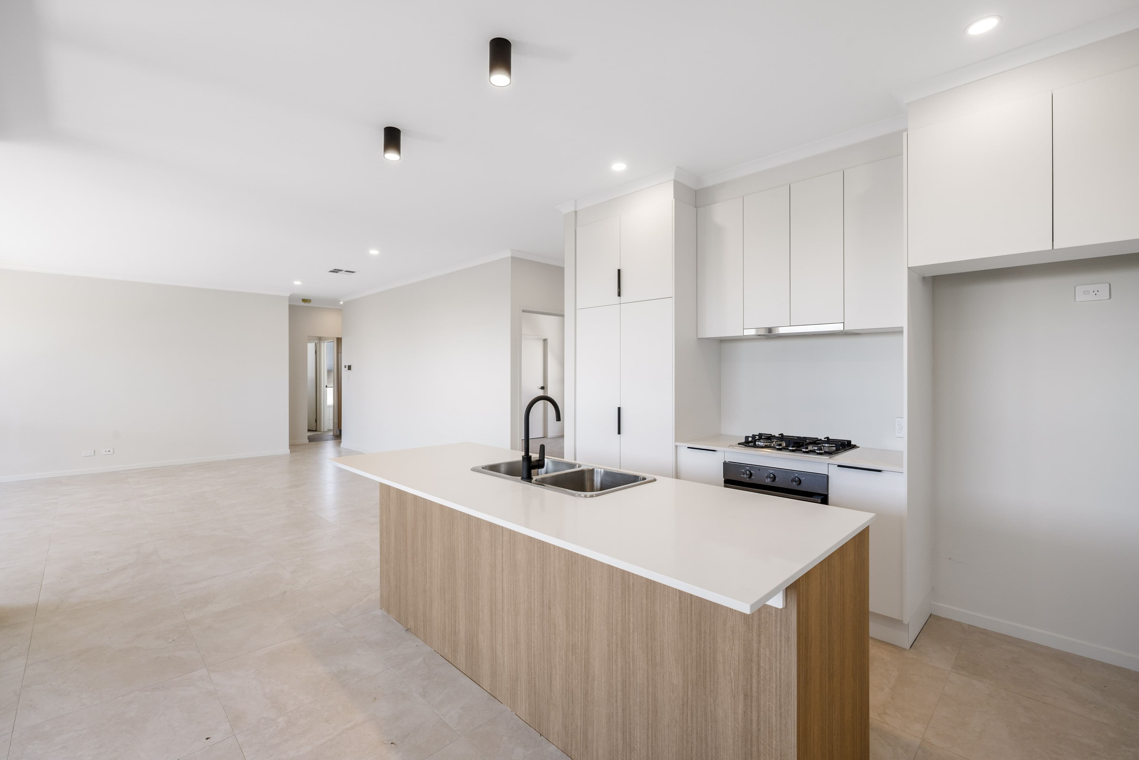 116A Bridge Road, Pooraka SA 5095, Pooraka - Thumbnail 2