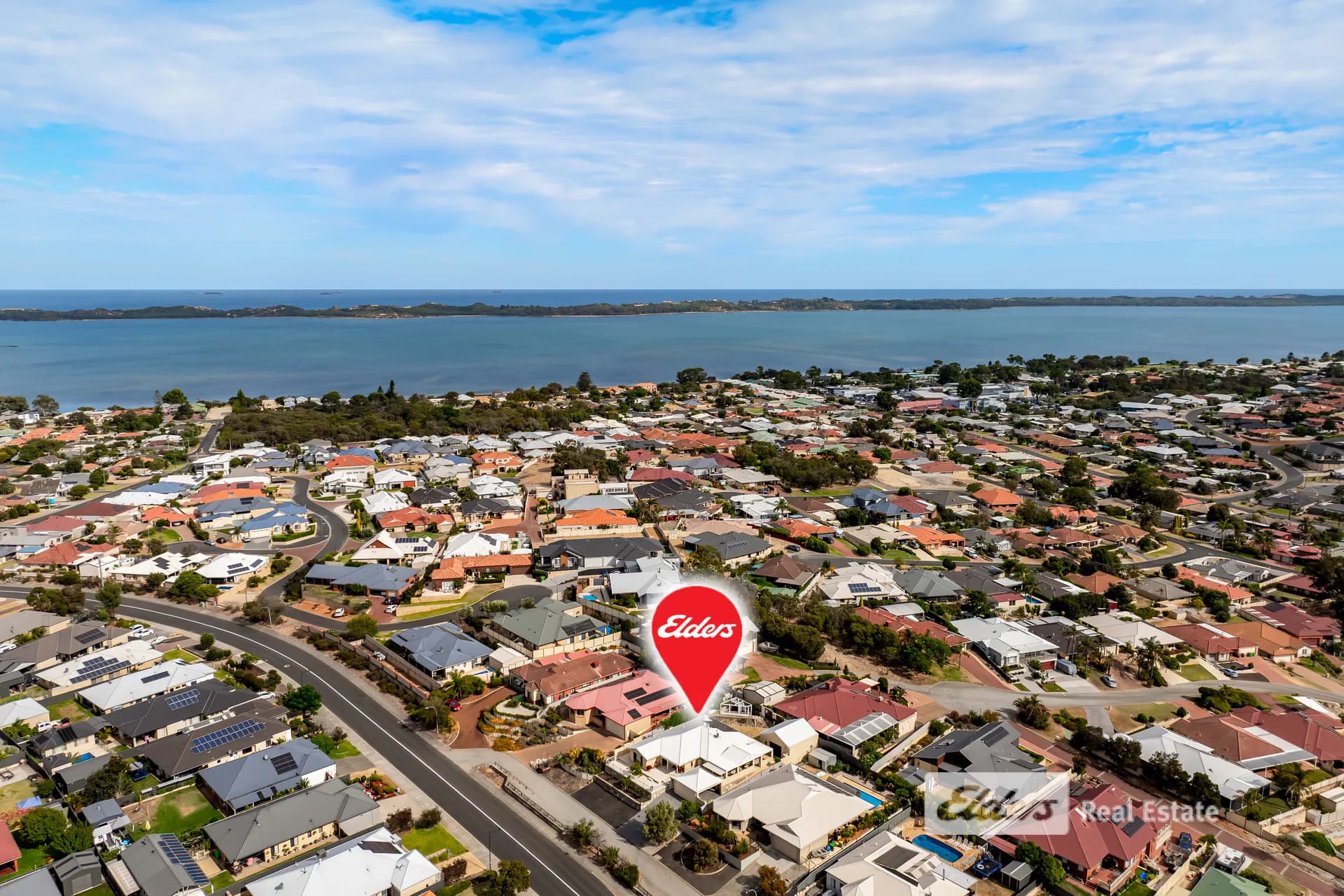 61 Barnes Avenue, Australind, WA, 6233, Australind - Thumbnail 3
