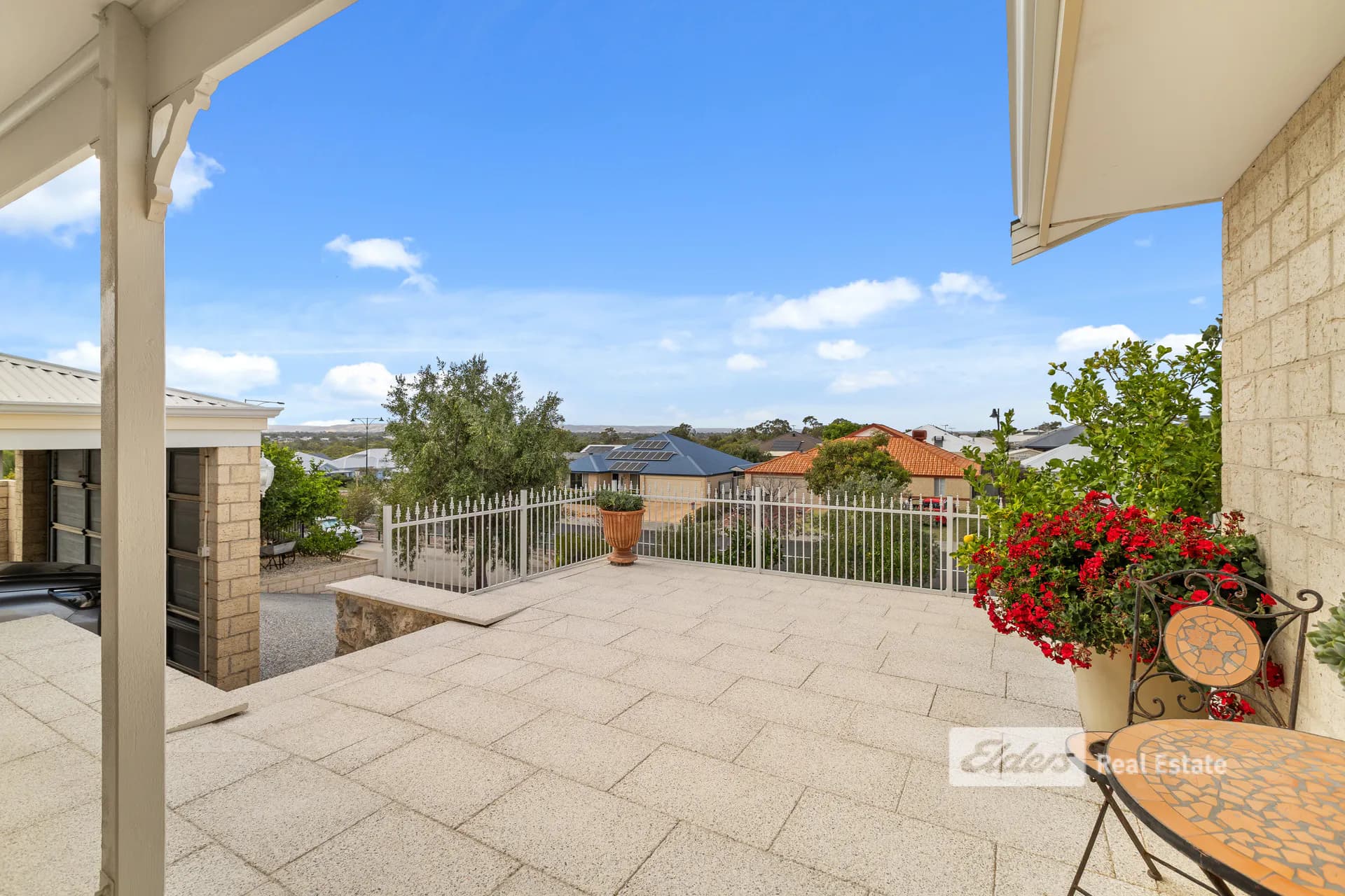 61 Barnes Avenue, Australind, WA, 6233, Australind - Thumbnail 7