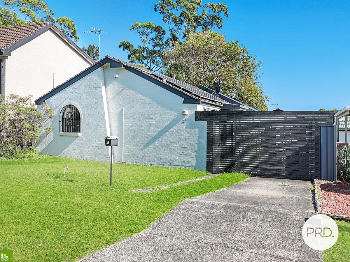38 Oak Street, ALBION PARK RAIL NSW 2527, Albion Park Rail - Thumbnail 2