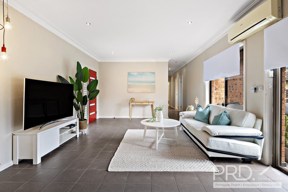 3/18-20 Russell Avenue, SANS SOUCI NSW 2219, Sans Souci - Thumbnail 2