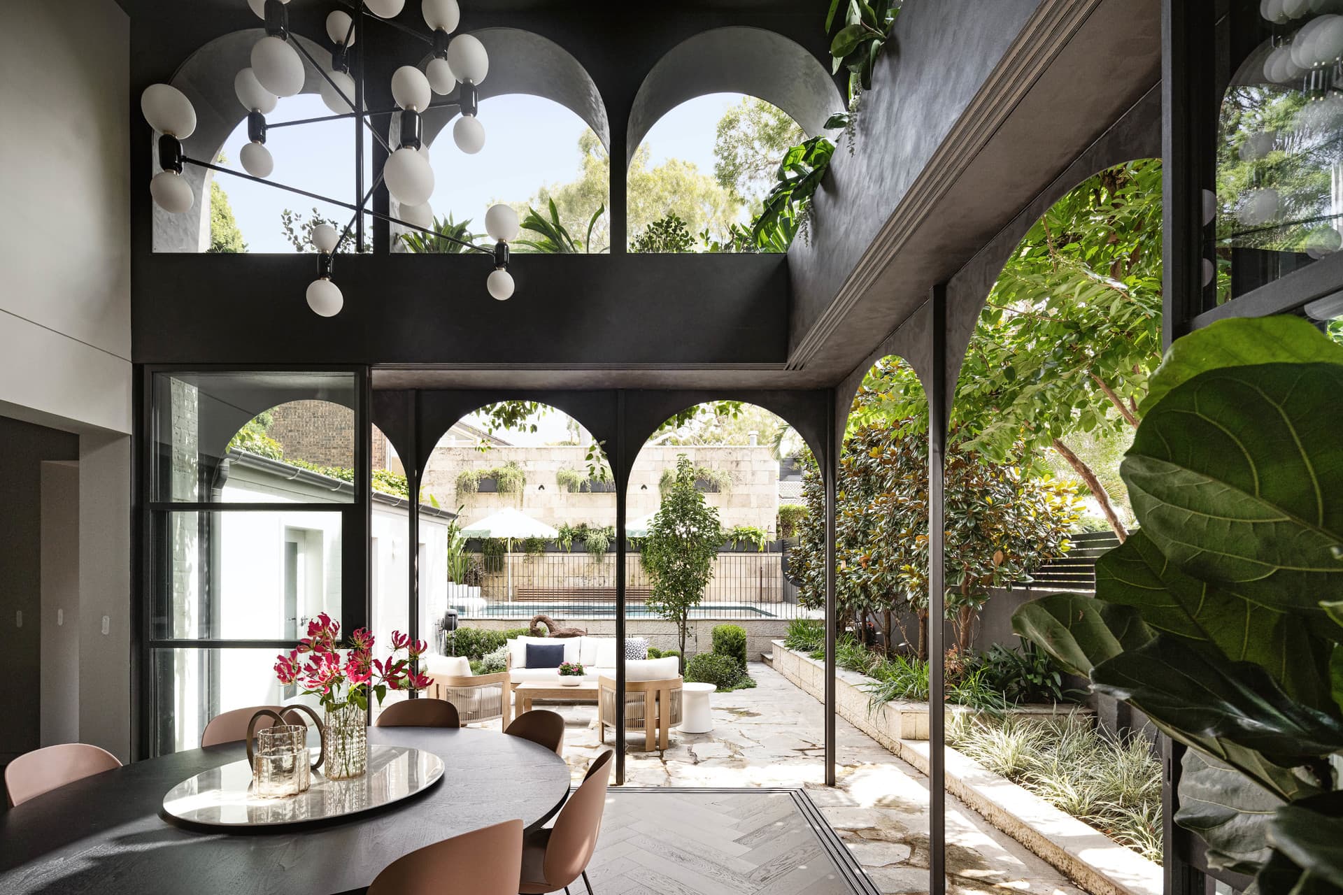 4 Rose Street, Birchgrove - Thumbnail 2