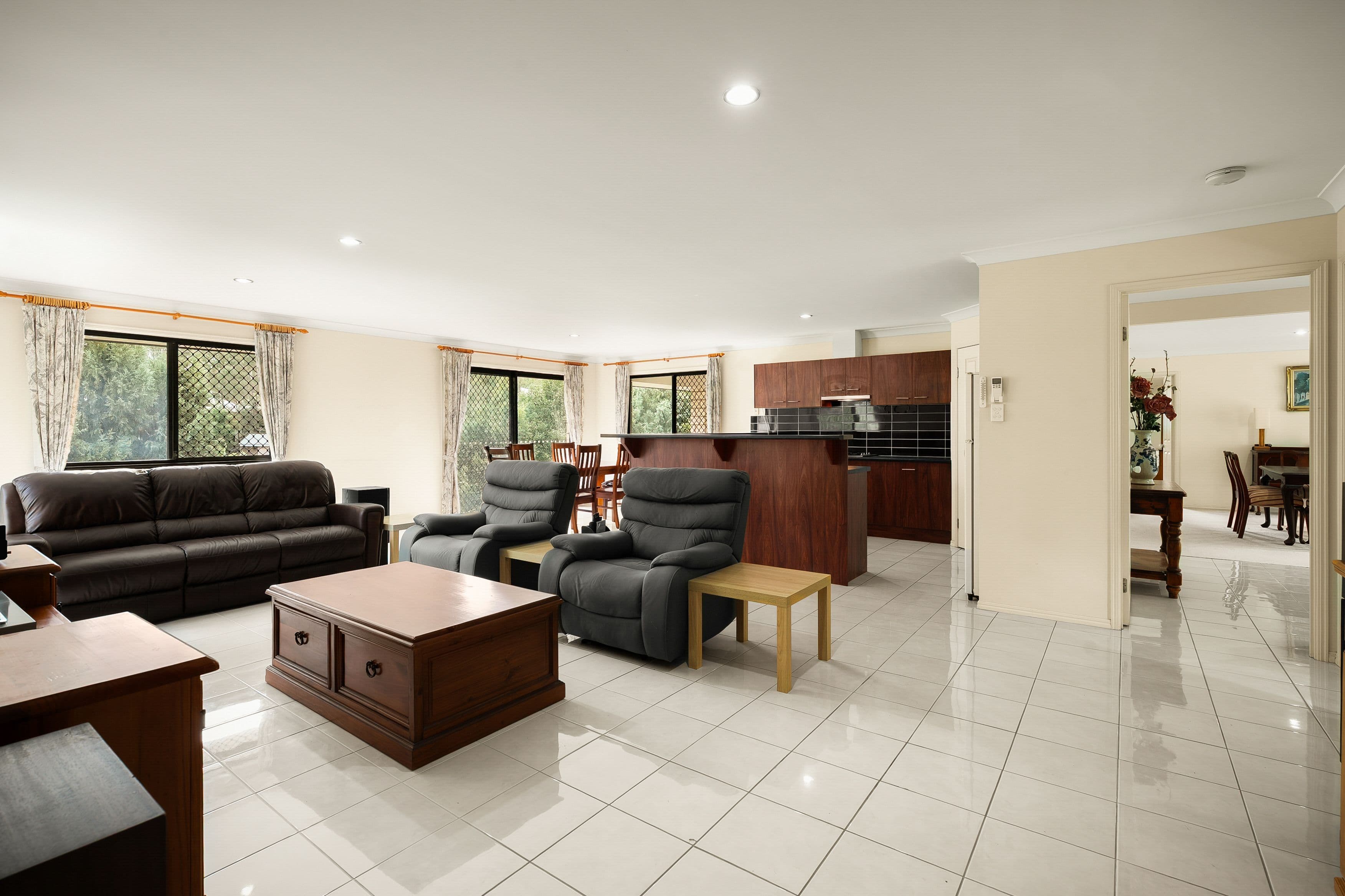 32 Sheepstation Gully Close, Mount Crosby QLD 4306, Mount Crosby - Thumbnail 3