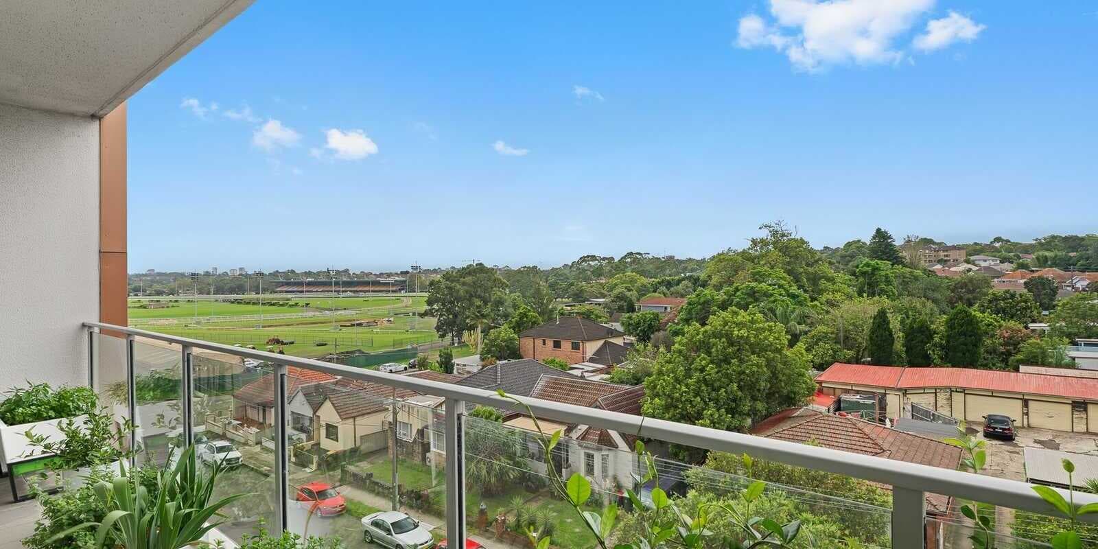 405/4 Broughton Street Canterbury, Canterbury - Image 1