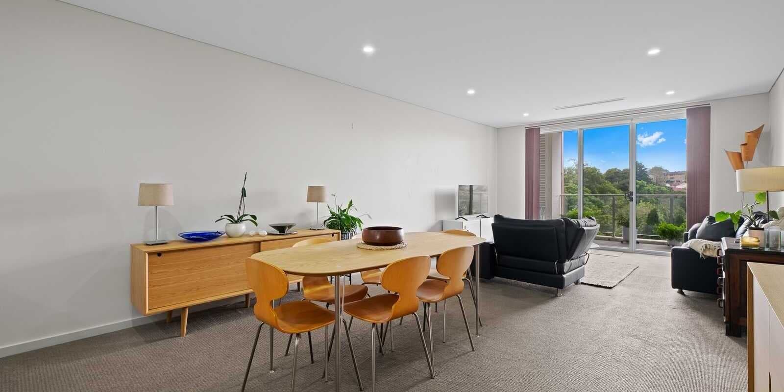 405/4 Broughton Street Canterbury, Canterbury - Thumbnail 2