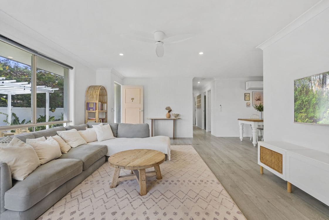 47 Bienvenue Drive, Currumbin Waters, QLD 4223, Currumbin Waters - Thumbnail 6