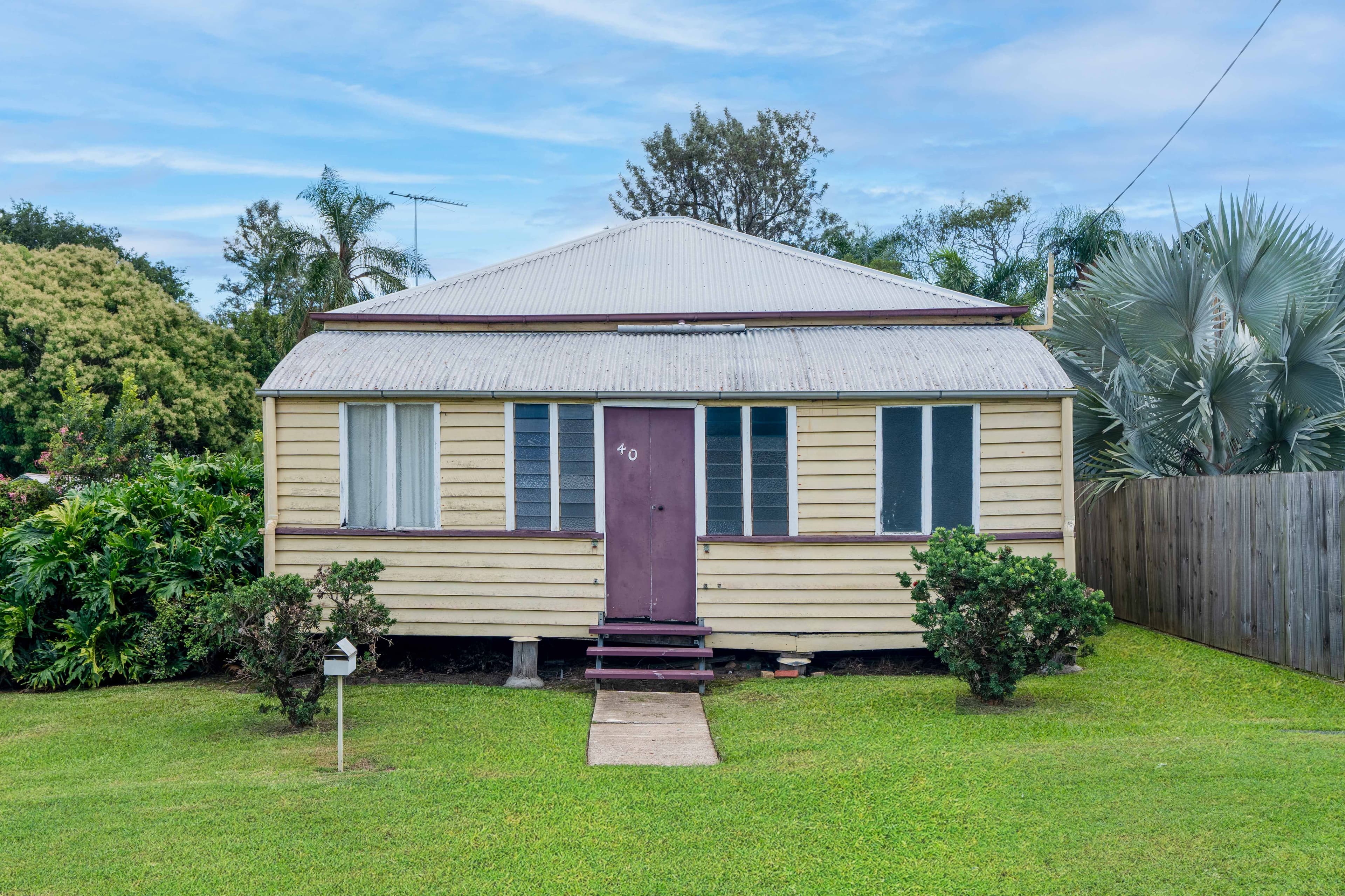40 Lindsay Street, Bundamba QLD 4304, Bundamba - Thumbnail 3