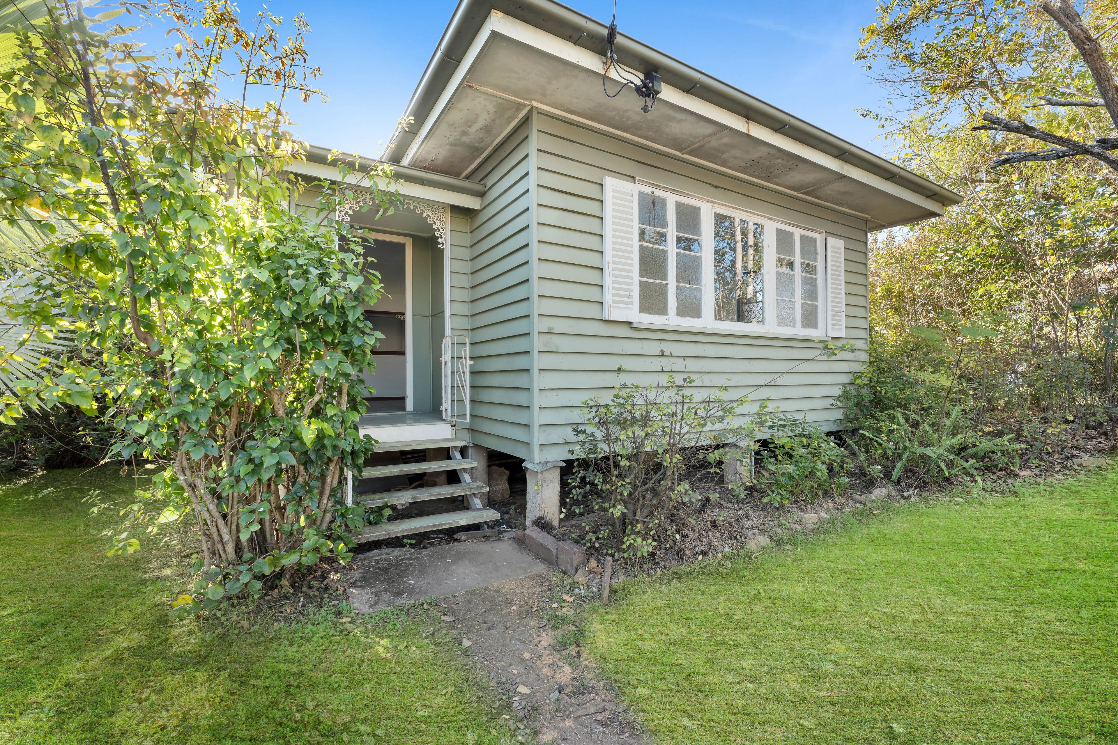 40 Lindsay Street, Bundamba QLD 4304, Bundamba - Thumbnail 4
