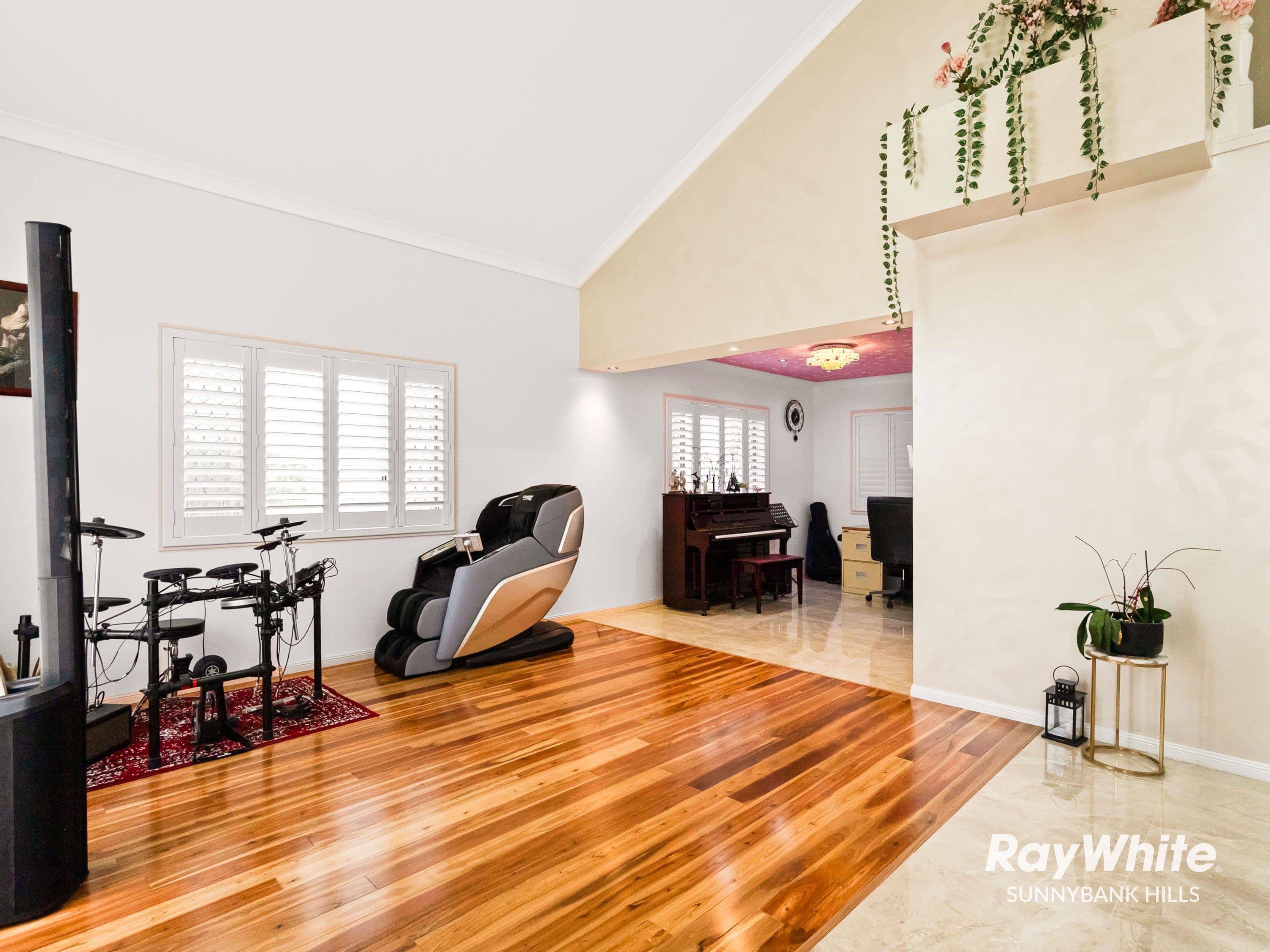 8 Somerset Close, Forest Lake QLD 4078, Forest Lake - Thumbnail 3