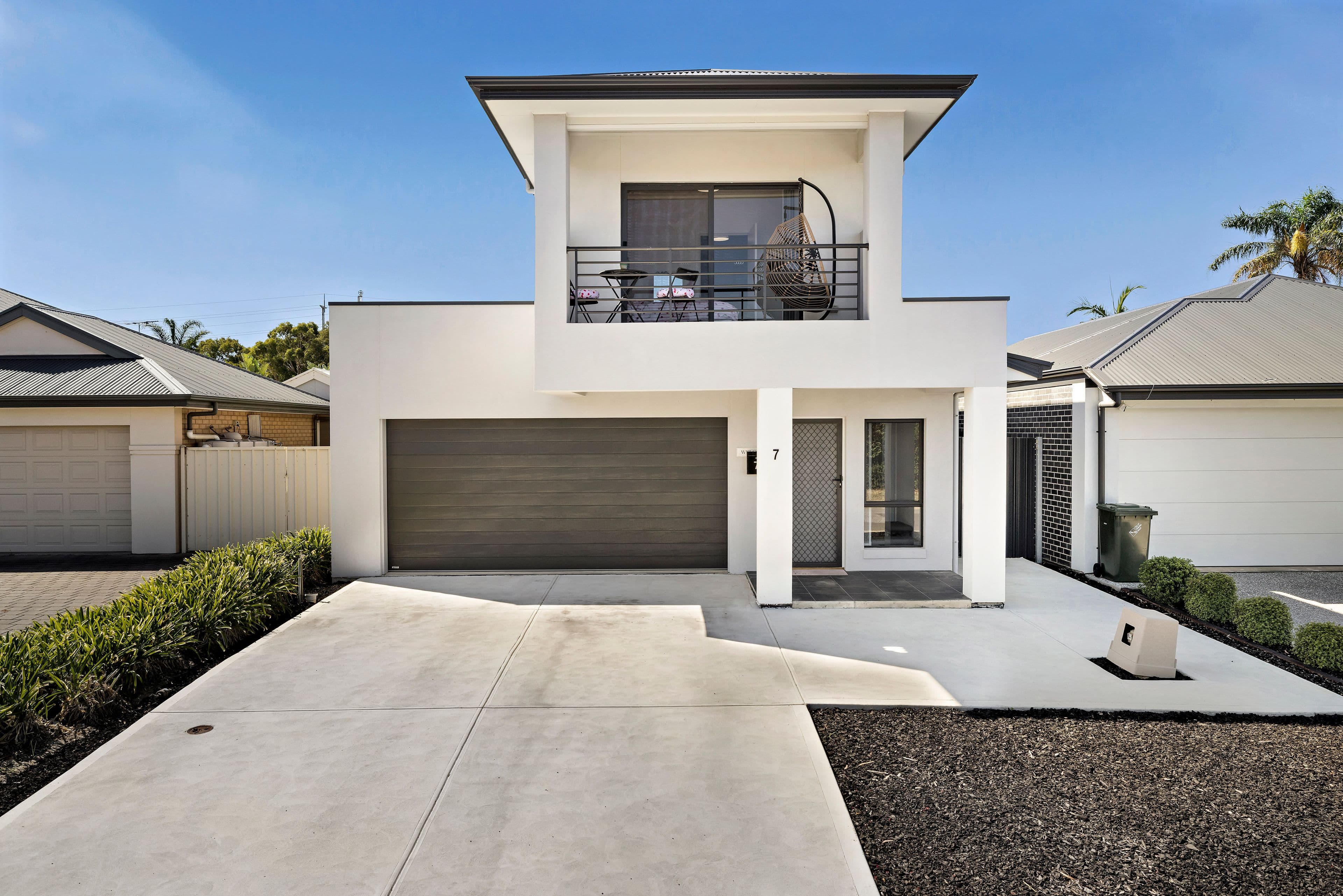 7 Greenfield Crescent, West Lakes Shore SA 5020, West Lakes Shore - Image 1