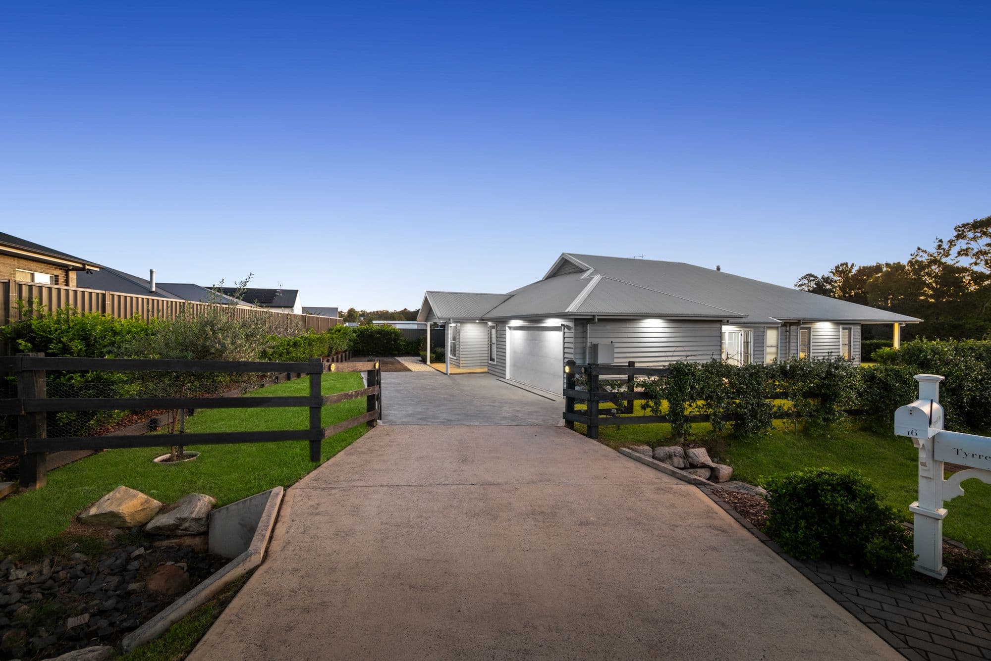 16 Tyrrell Place, The Oaks NSW 2570, The Oaks - Thumbnail 2