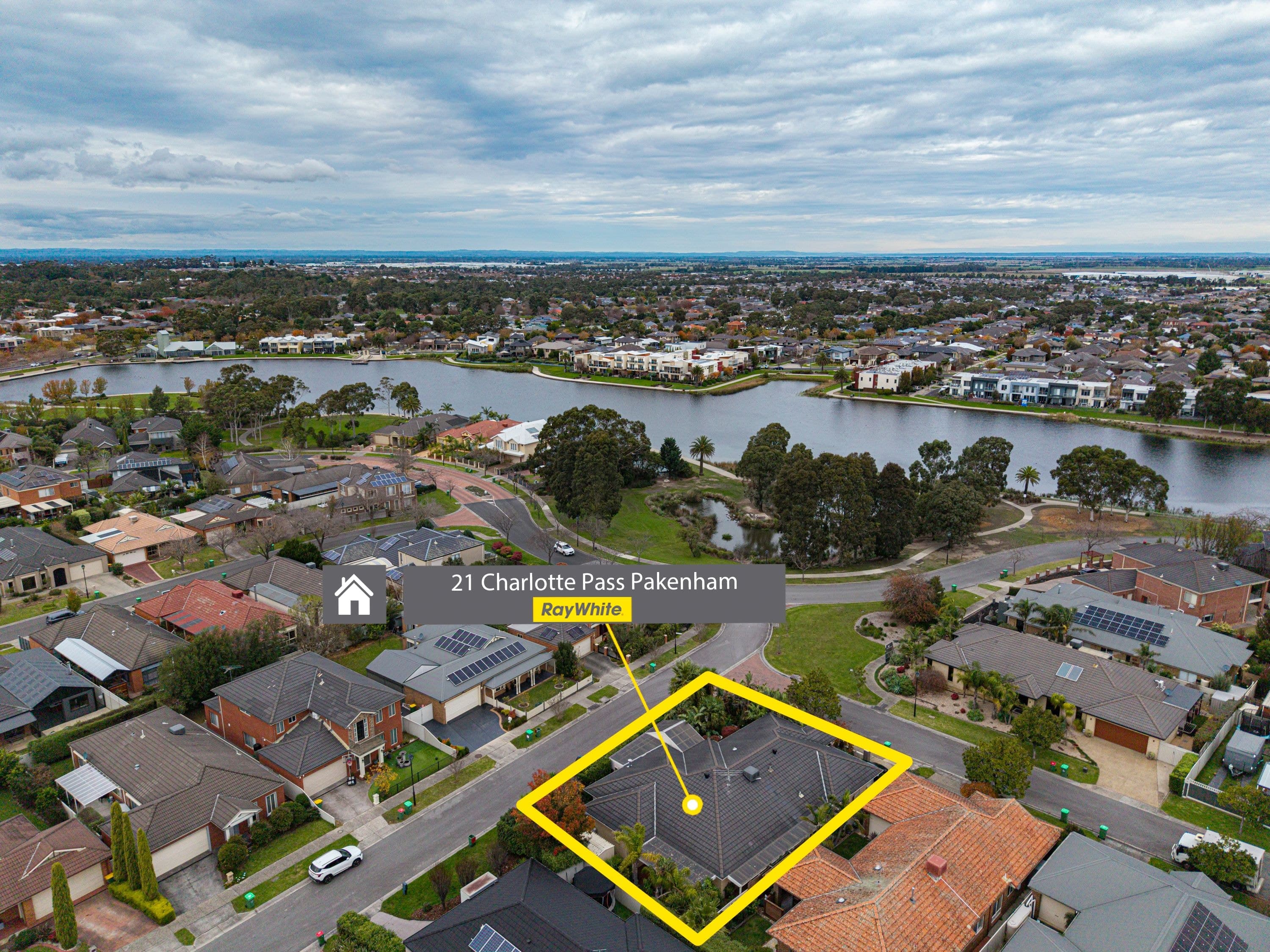 21 Charlotte Pass, Pakenham VIC 3810, Pakenham - Image 1