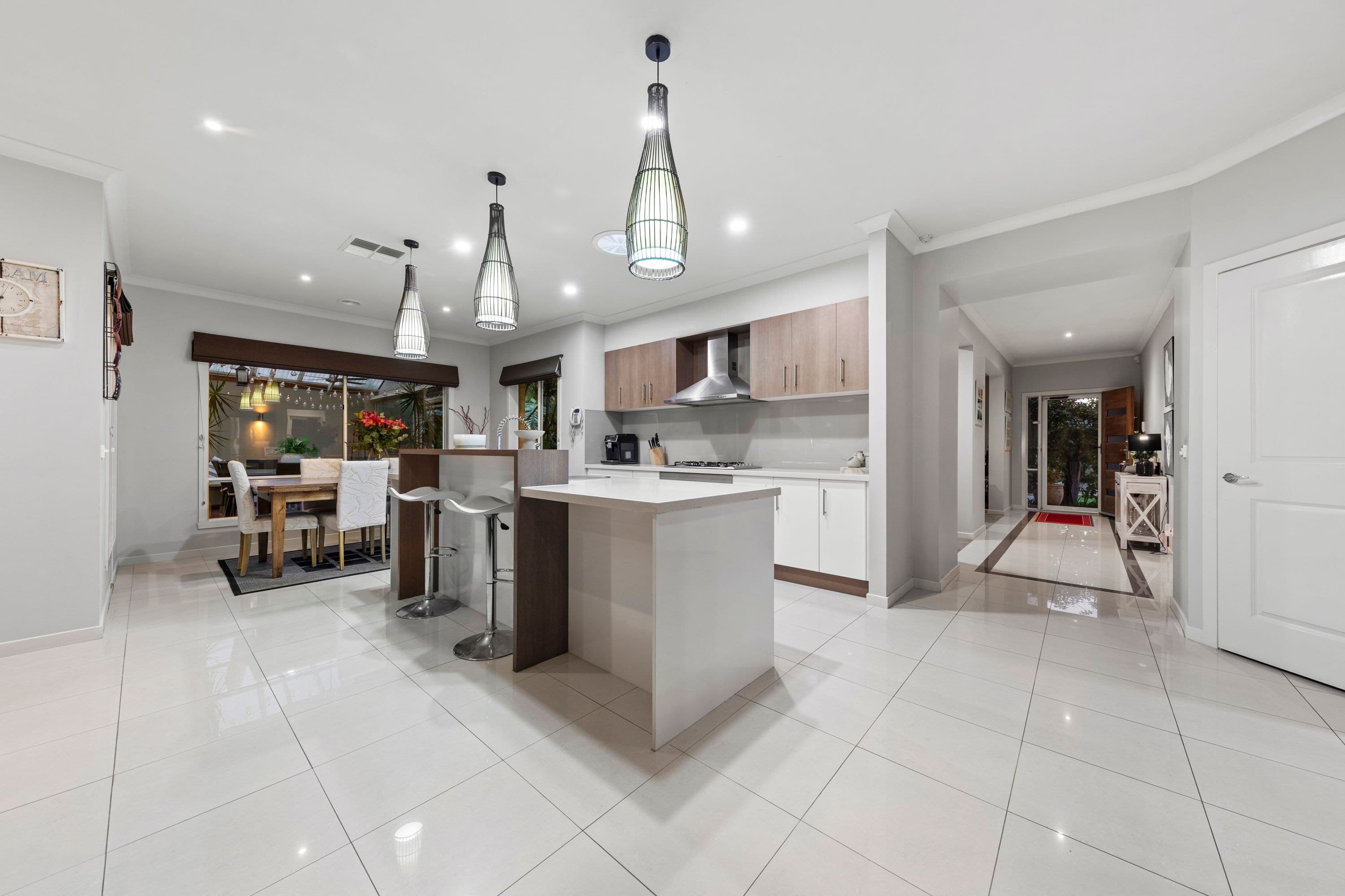 21 Charlotte Pass, Pakenham VIC 3810, Pakenham - Thumbnail 3