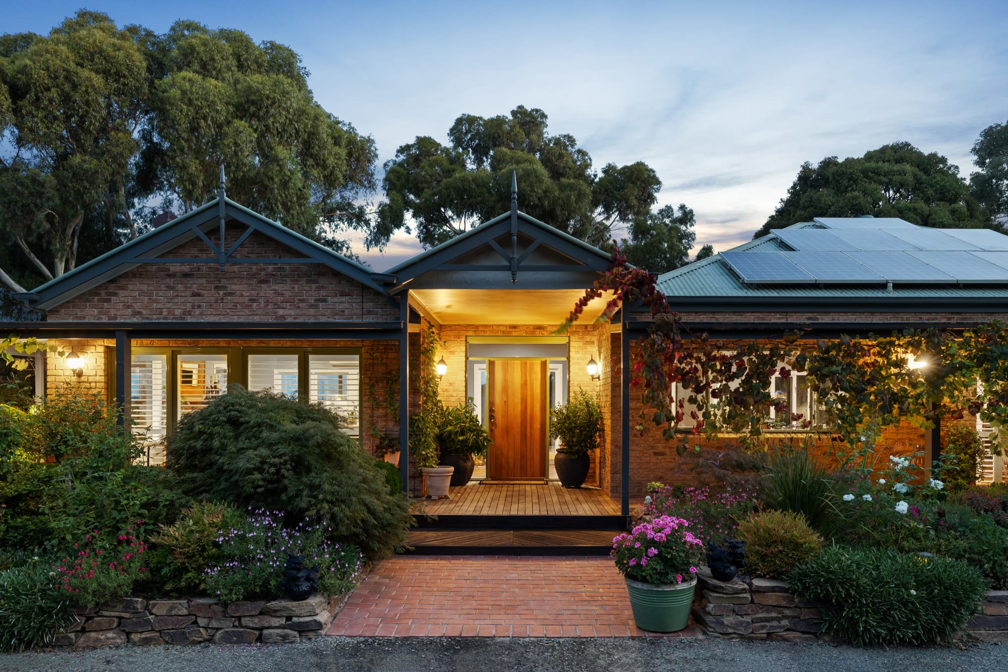 11 McCarthy Road, MONBULK, Monbulk - Thumbnail 2