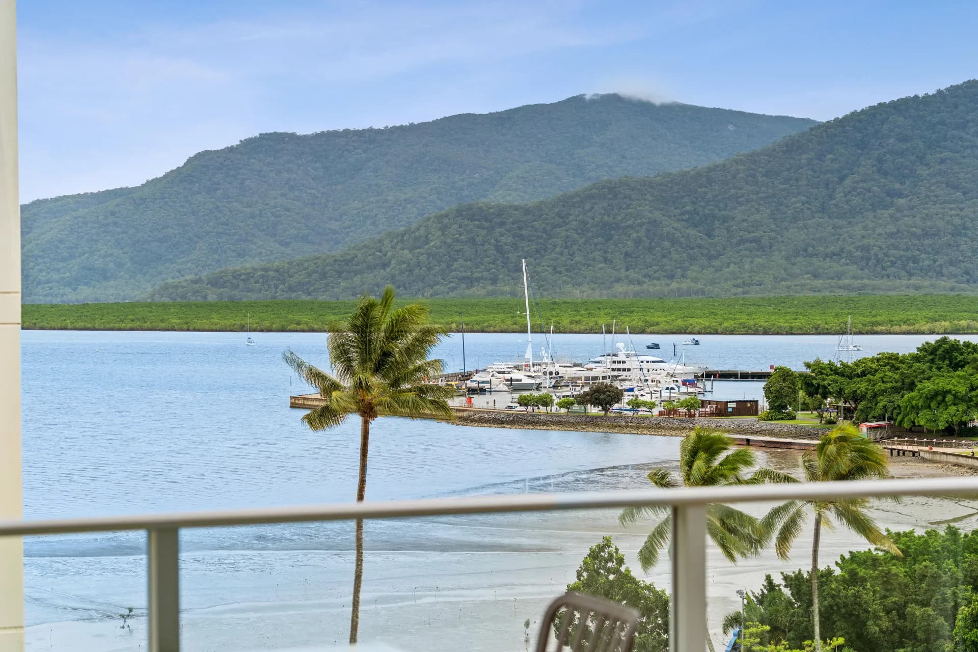 31003/99 Esplanade, Cairns City, QLD, Cairns City - Thumbnail 2