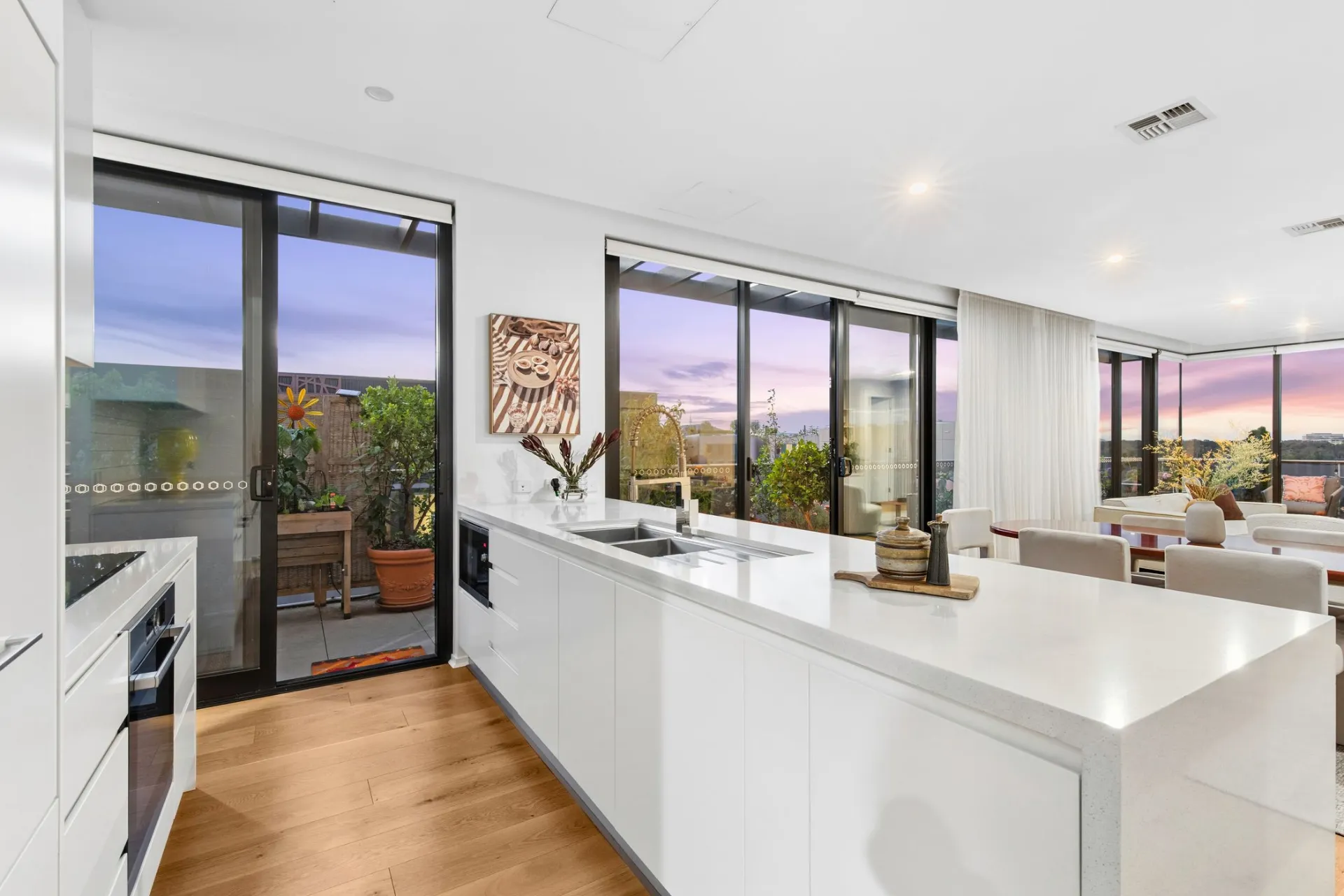 70/11 Kerridge Street, Kingston - Thumbnail 3