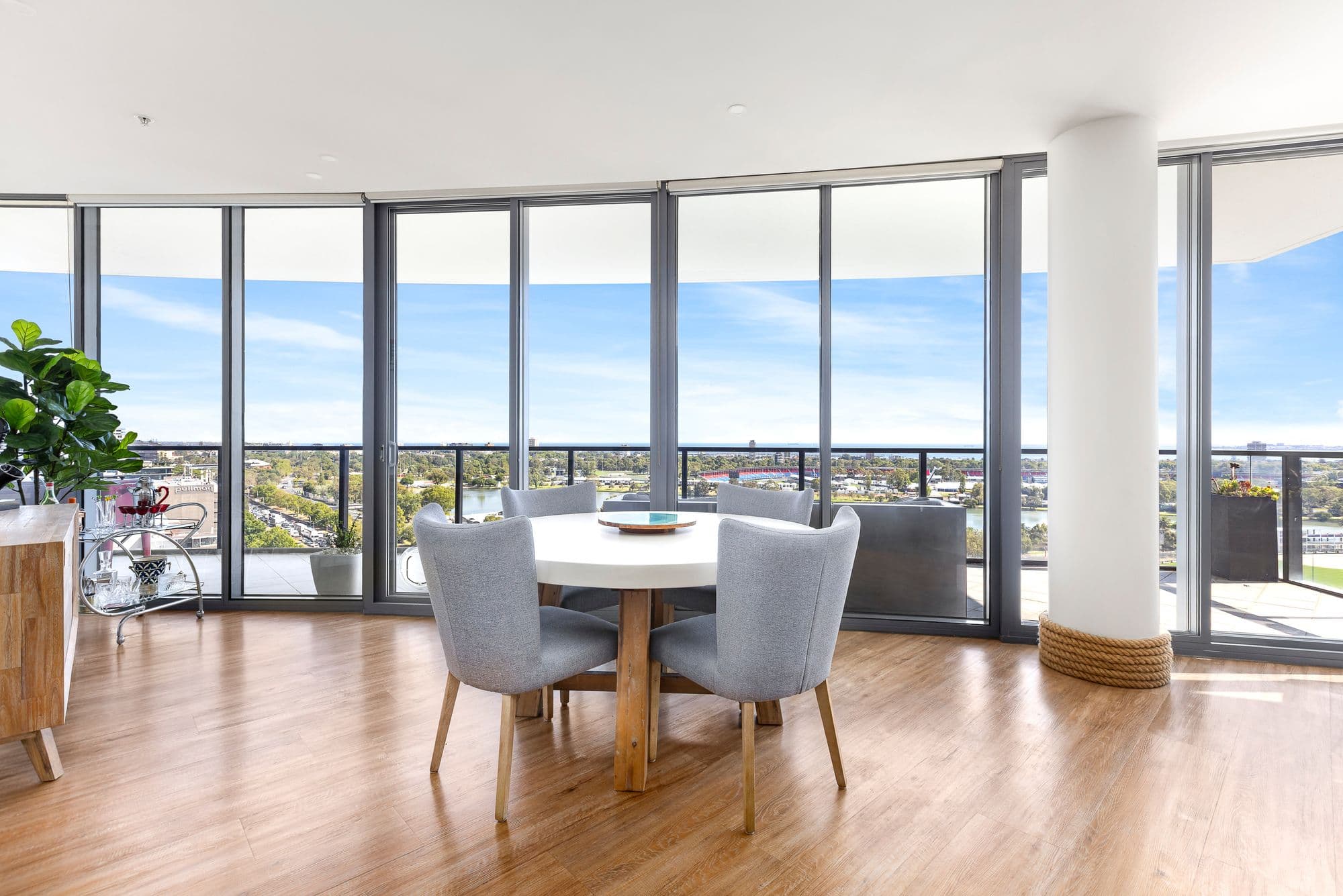 1301/55 Queens Road, Melbourne VIC 3004, Melbourne - Thumbnail 3