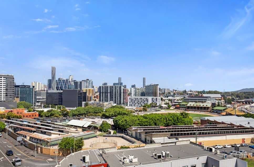 1082/16 Hamilton Place, Bowen Hills QLD 4006, Bowen Hills - Thumbnail 3