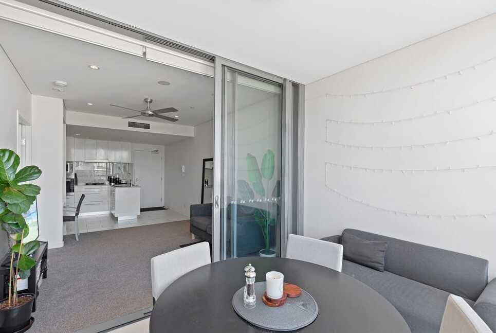 1082/16 Hamilton Place, Bowen Hills QLD 4006, Bowen Hills - Thumbnail 4