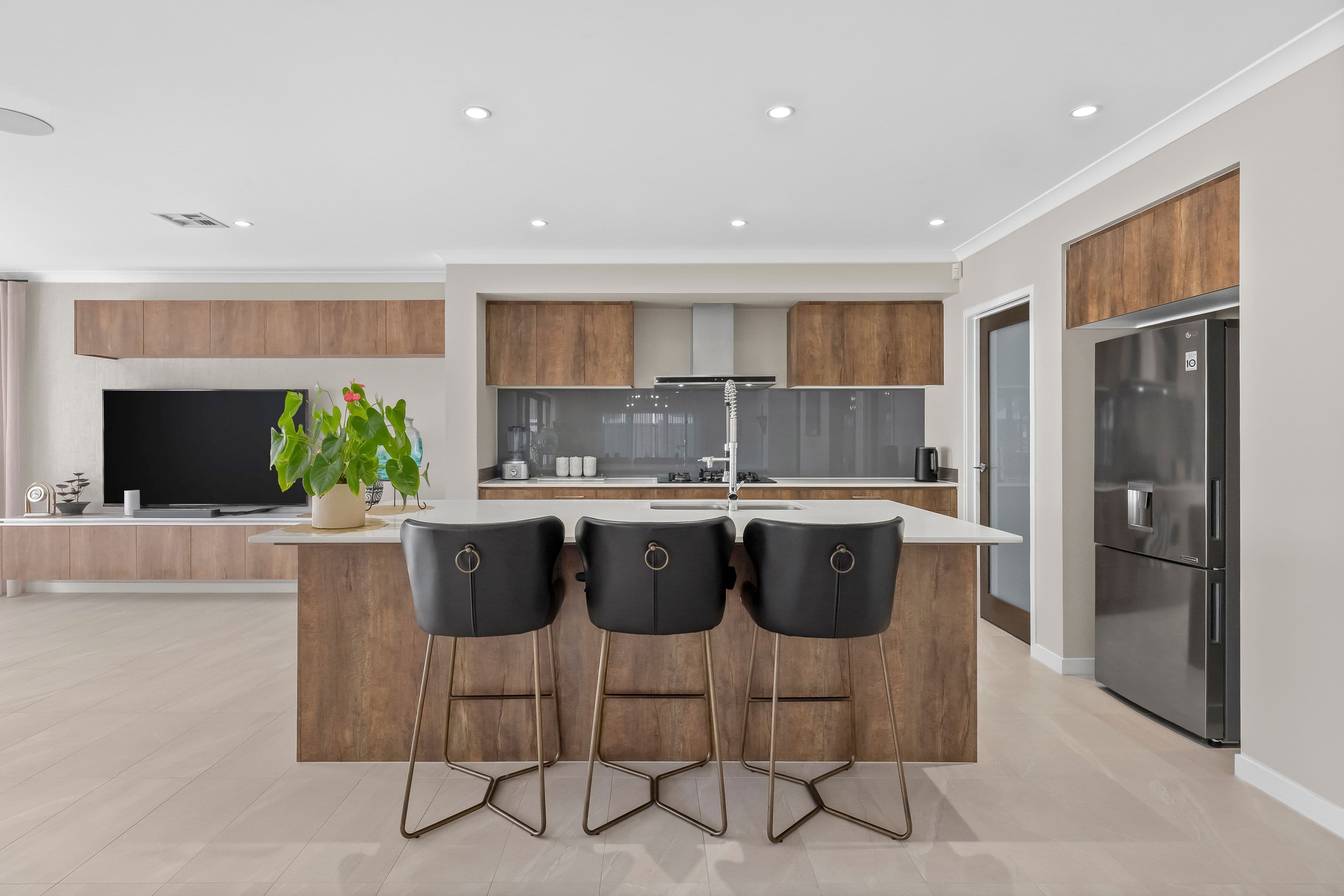 11 Sarte Way, Wollert VIC 3750, Wollert - Thumbnail 3