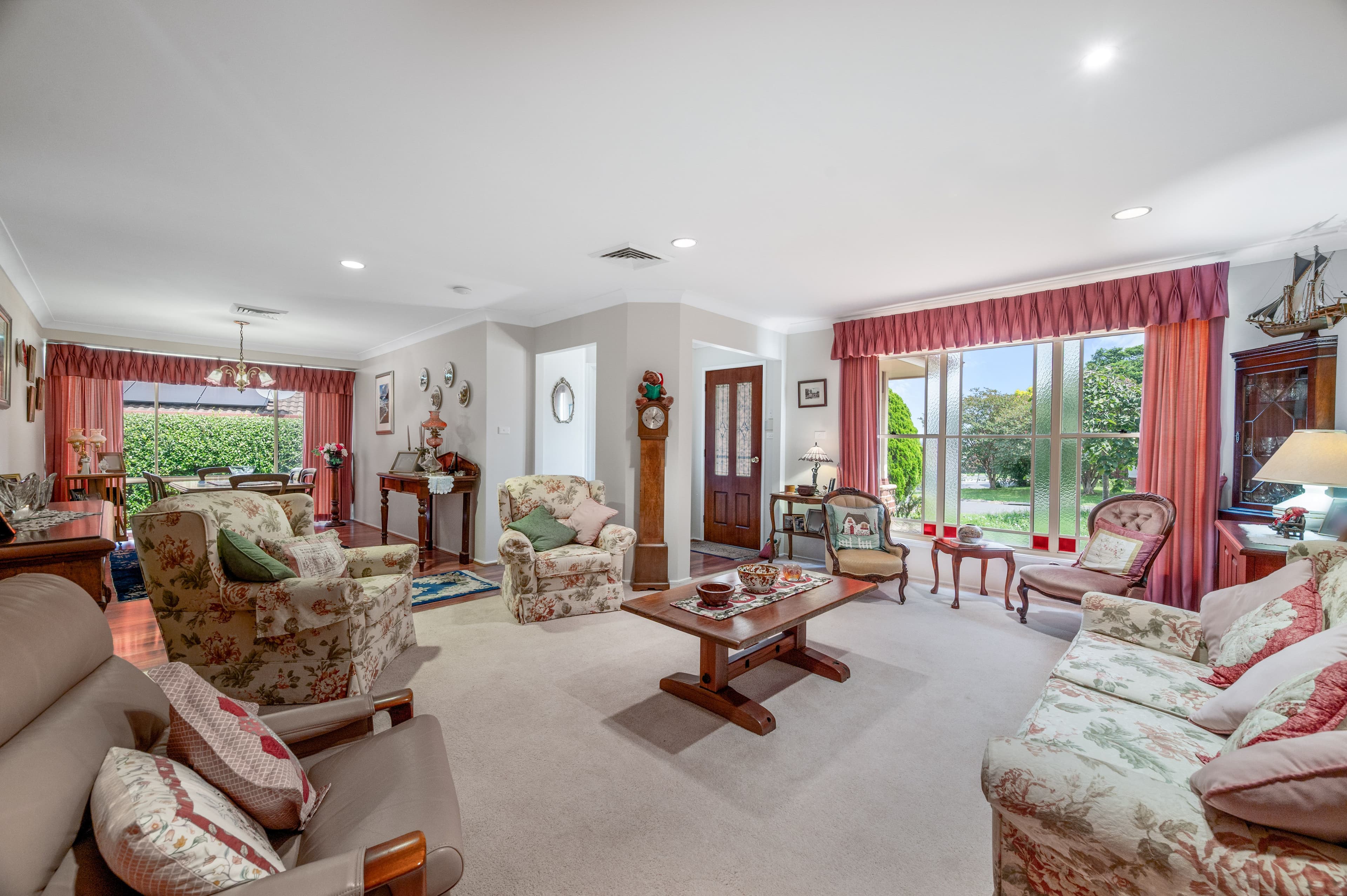 26 Valley View Drive, Narellan NSW 2567, Narellan - Thumbnail 2