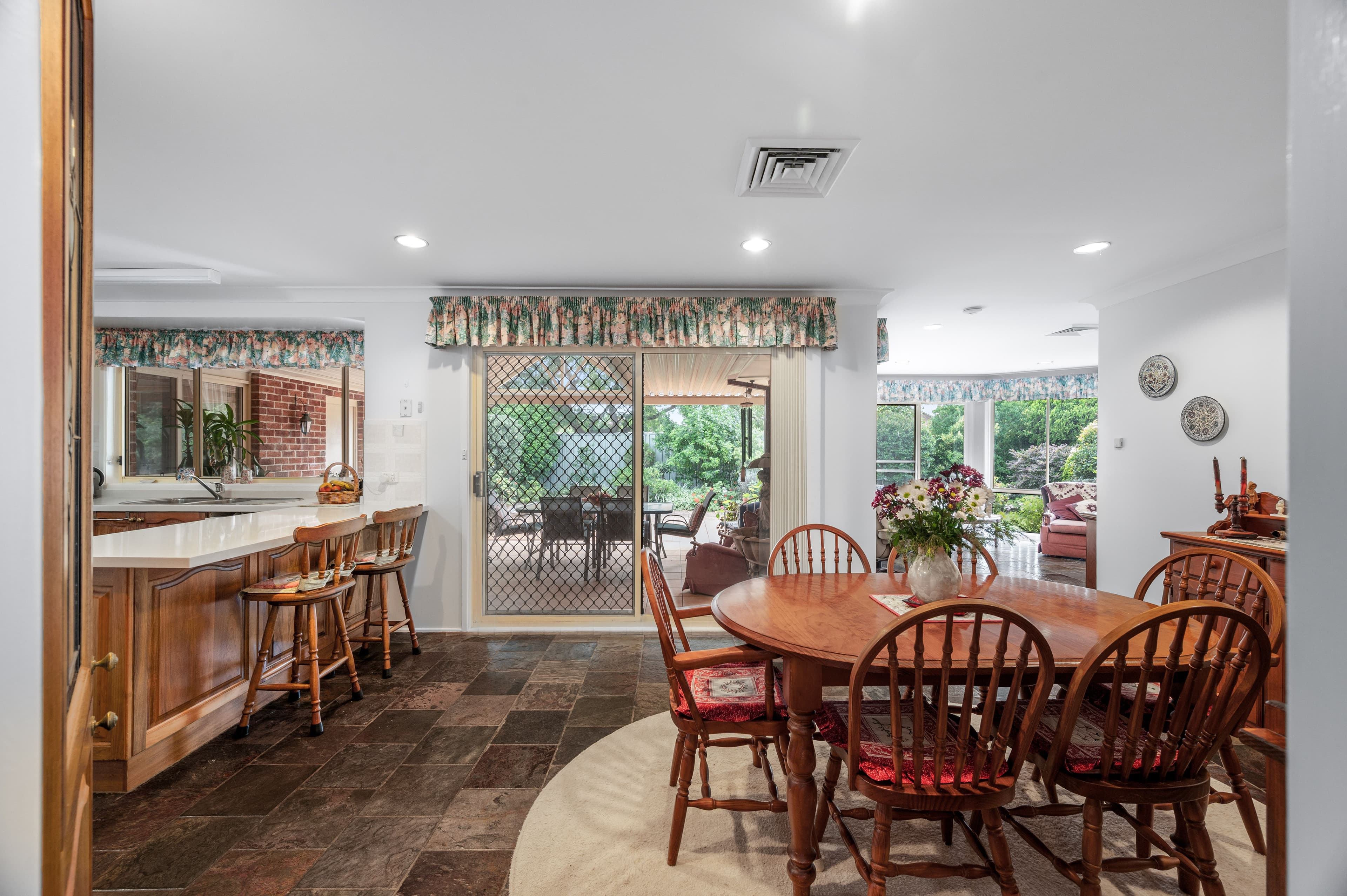 26 Valley View Drive, Narellan NSW 2567, Narellan - Thumbnail 3